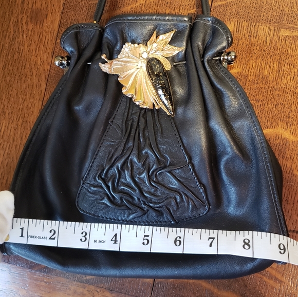 Italian Artisan Leather Crossbody Purse - Picture 4 of 9
